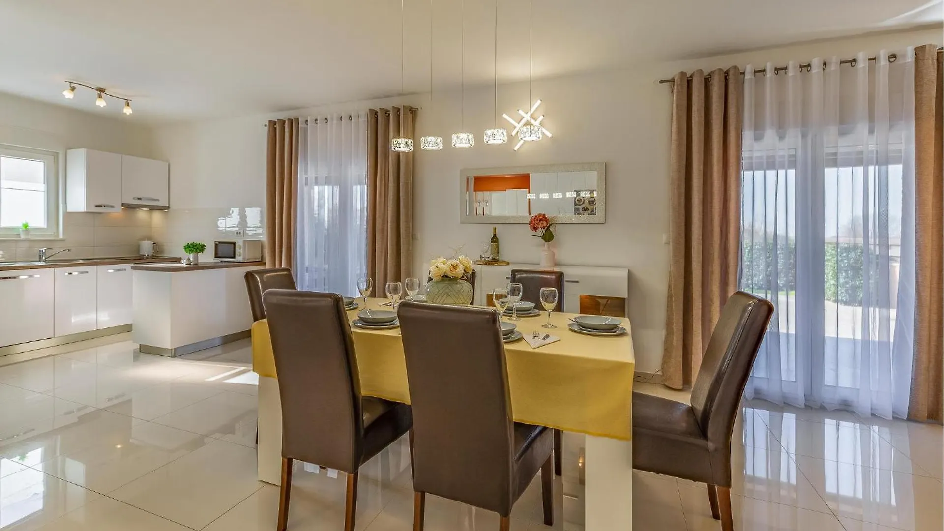 Cozy Home In Skatari With Outdoor Swimming Pool Pula 0*,  Hırvatistan